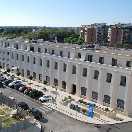 Residence Trani Zewnętrze zdjęcie