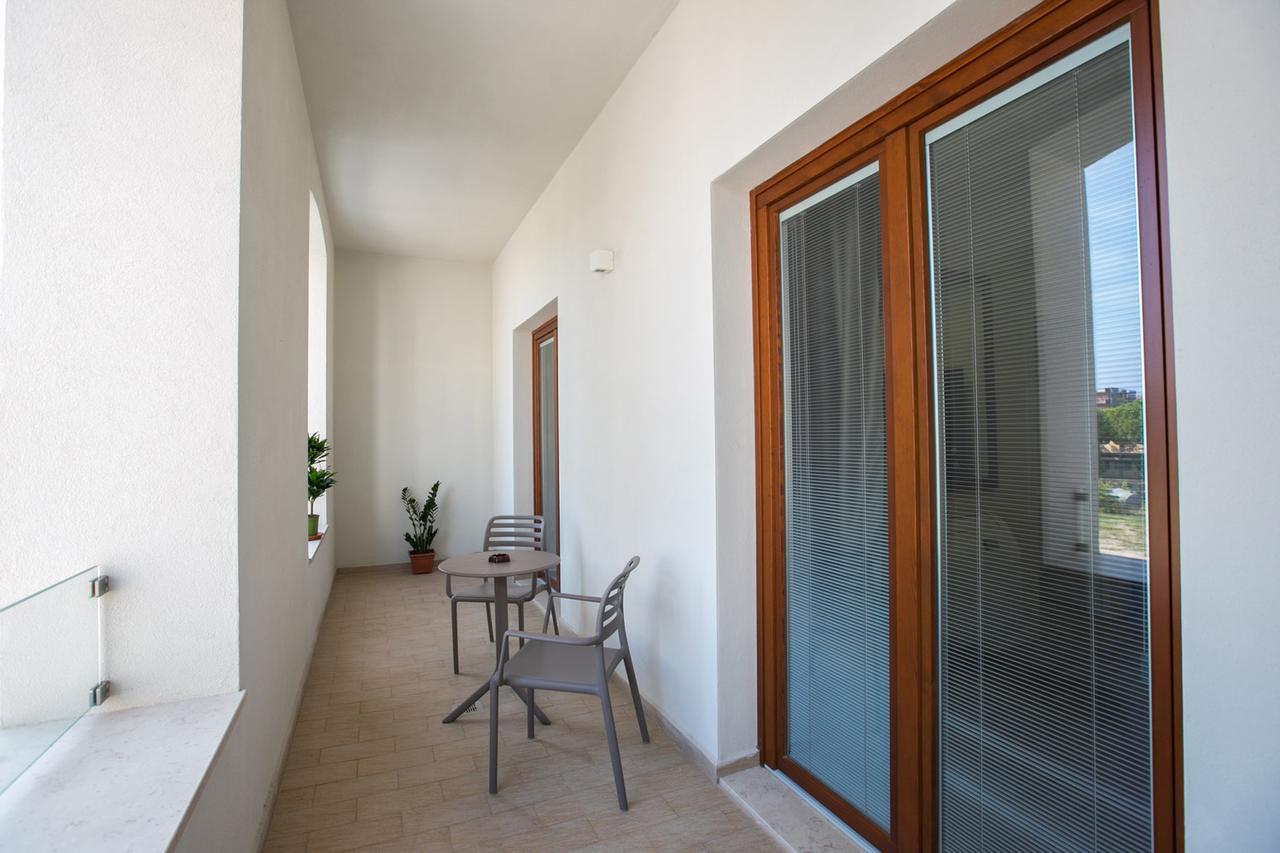 Residence Trani Zewnętrze zdjęcie
