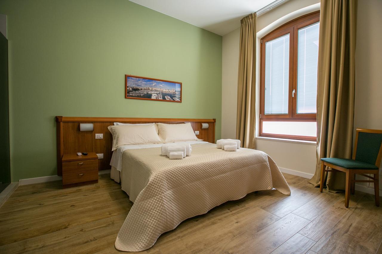 Residence Trani Zewnętrze zdjęcie
